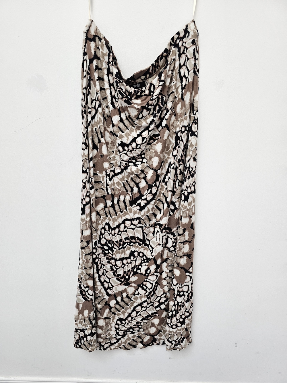 Long 100% Soft Viscose Skirt with Beige Black And White Pattern